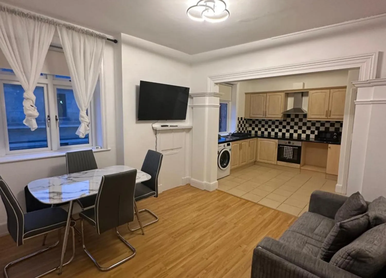 2-Bedroom Apartment-Dublin City Centre 0*, Dublin